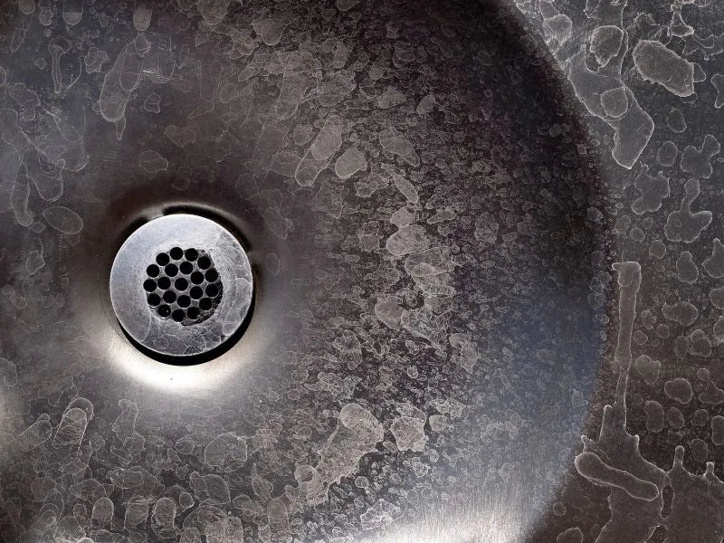 hard water spots and how to recognize hard water